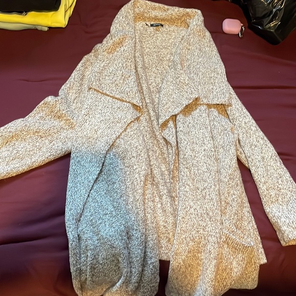Cardigan - Picture 1 of 2